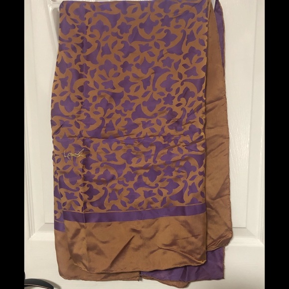 YSL reversible wrap/scarf - Picture 2 of 5